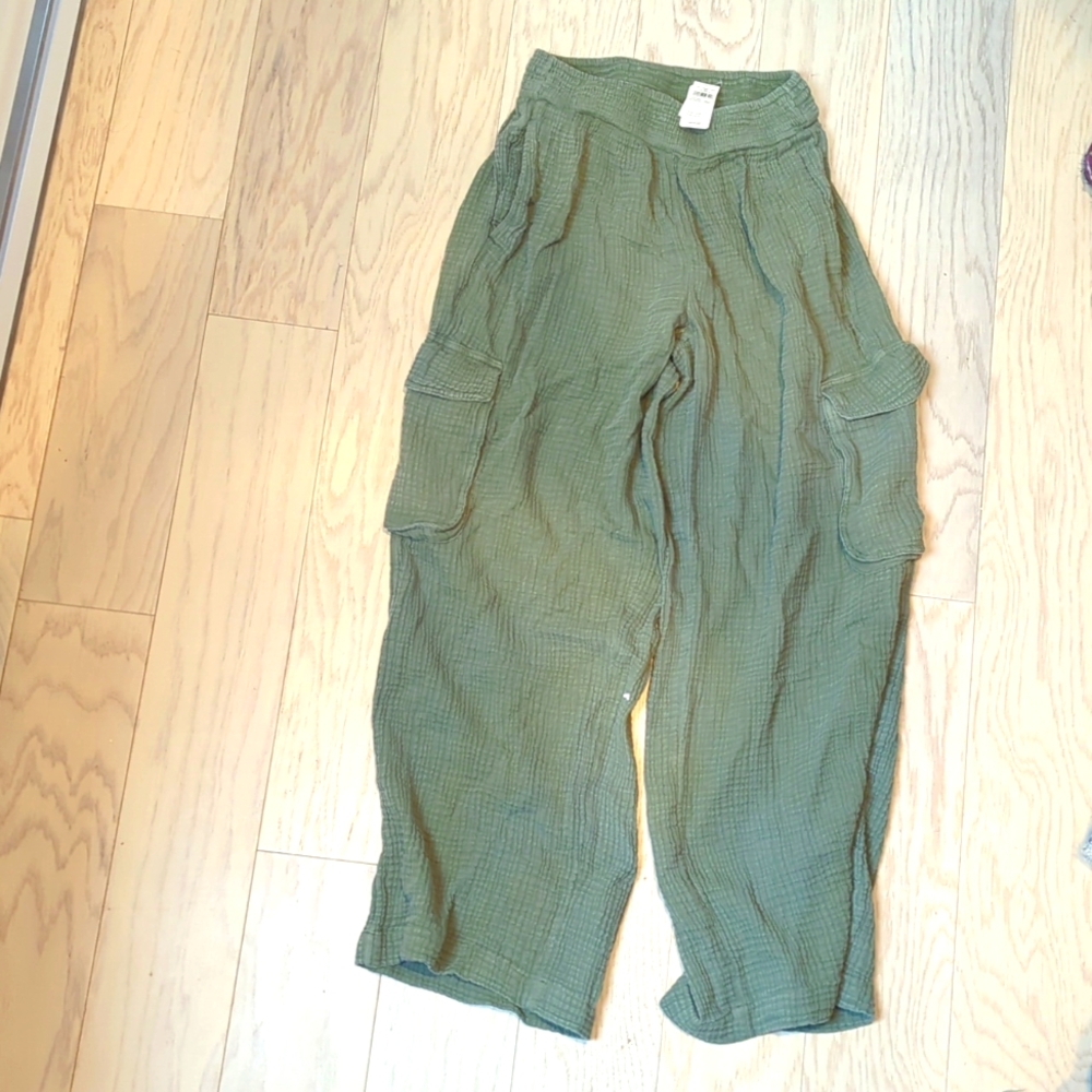 Aerie high waisted pool to party cargo pants
